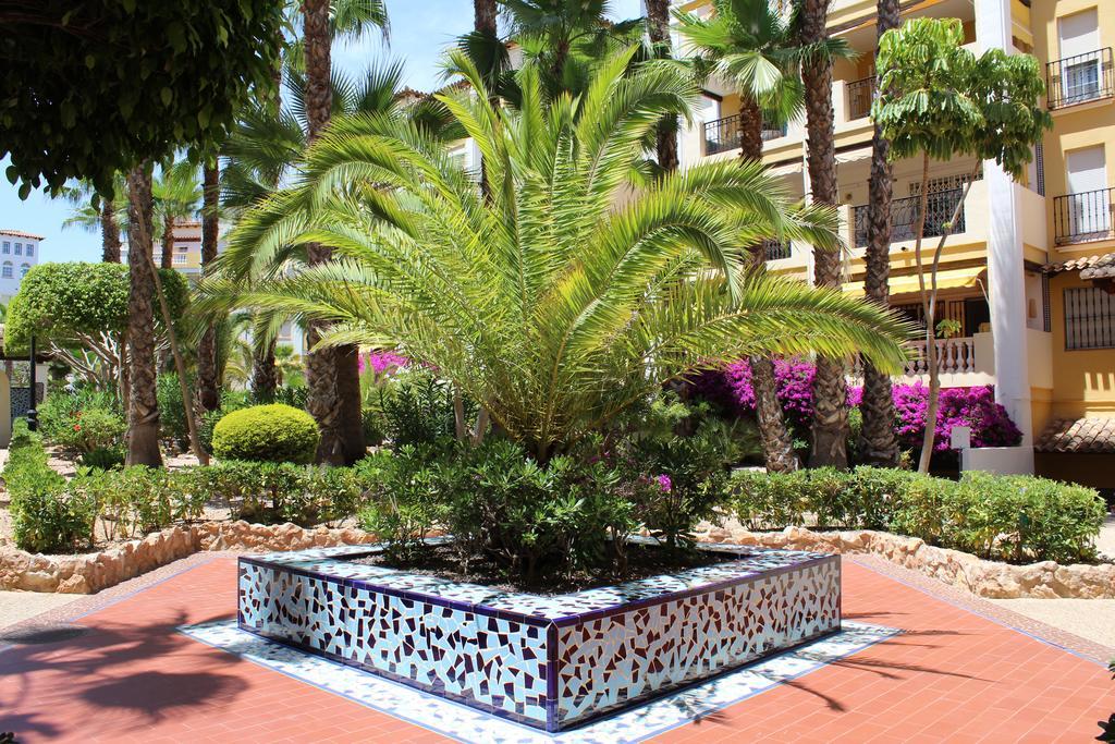 Апартаменты Aldea Del Mar Торевьиа Экстерьер фото