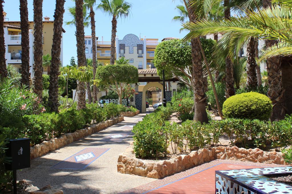 Апартаменты Aldea Del Mar Торевьиа Экстерьер фото