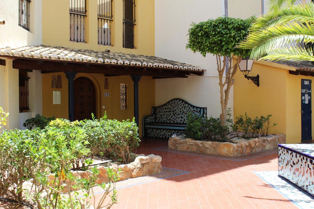 Апартаменты Aldea Del Mar Торевьиа Экстерьер фото